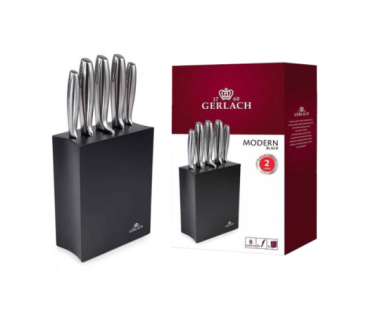 Set of knives in black...
